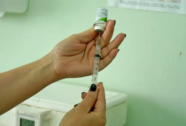 Postos de Saúde têm vacinas disponíveis contra a gripe para toda a população