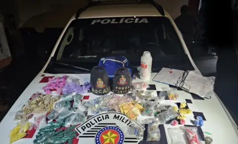 Tráfico de Drogas Interrompido em Santo Antônio de Posse Durante a Madrugada