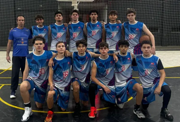 O basquetebol da Secretaria de Esporte e Juventude da Estância de Amparo foi a quadra por duas oportunidades, na última semana.