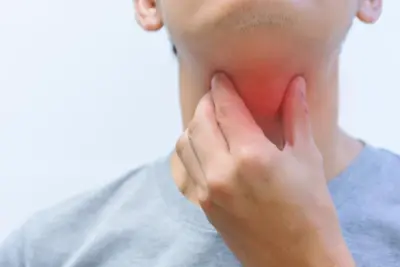 Entenda como evitar e tratar as dores de garganta durante o inverno