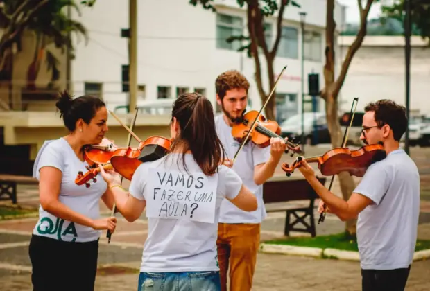 Orquestra Jovem Circuito das Águas oferece 82 vagas para cursos gratuitos em Amparo-SP