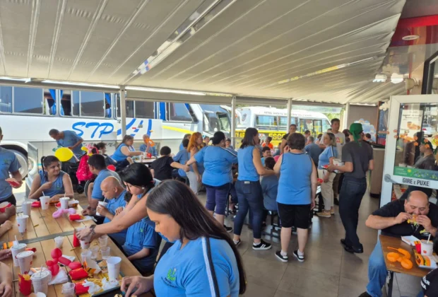 McDonald’s de Jaguariúna Recebe Crianças da APAE de Santo Antônio de Posse