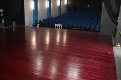 COM RECURSOS FEDERAIS, PREFEITURA PROMOVE REFORMA DO TEATRO