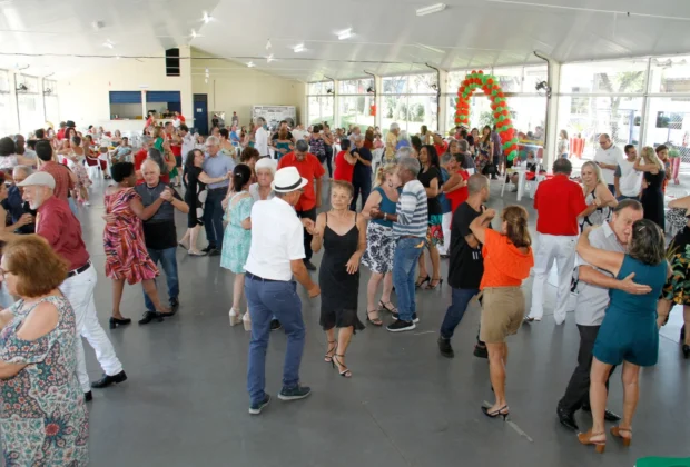 NESTA QUINTA TEM BAILE DA TERCEIRA IDADE NO PARQUE SERRA DOURADA