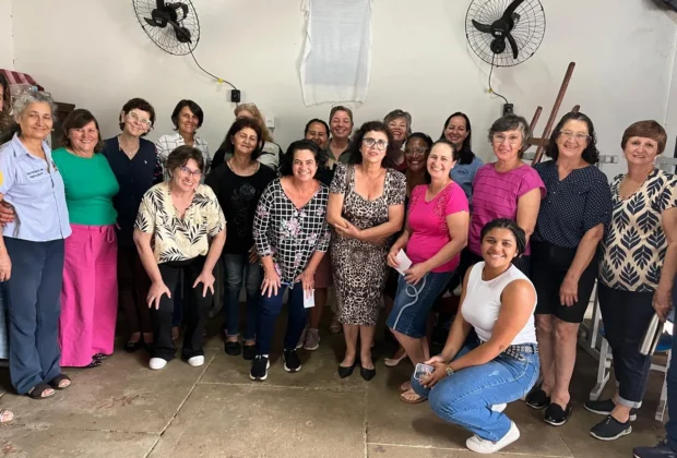 Palestra sobre Outubro Rosa reúne mulheres do setor agro em Artur Nogueira