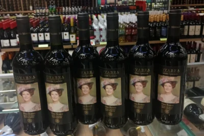 Covabra Supermercados celebra aniversário de 35 anos com vinho italiano em homenagem à fundadora