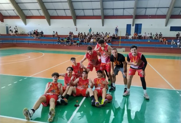 Basquetebol de base de Amparo teve duas vitórias no fim de semana