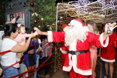 PAPAI NOEL CHEGA DE MARIA FUMAÇA NO DIA 06 DE DEZEMBRO NO CENTRO CULTURAL DE JAGUARIÚNA