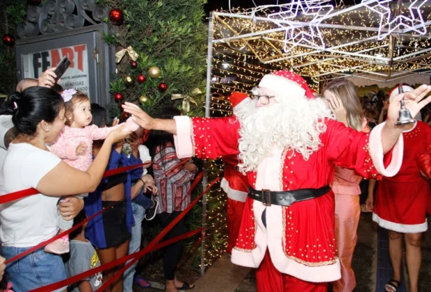 PAPAI NOEL CHEGA DE MARIA FUMAÇA NO DIA 06 DE DEZEMBRO NO CENTRO CULTURAL DE JAGUARIÚNA