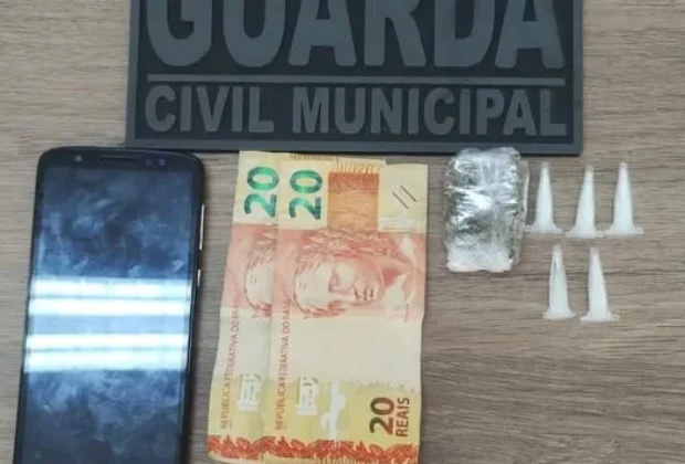 GCM surpreende indivíduo com drogas no bairro Itamaraty em Artur Nogueira