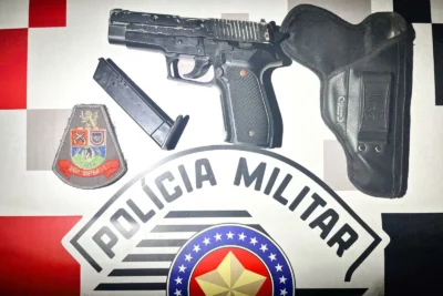 PM de Itapira apreende simulacro de arma de fogo durante abordagem