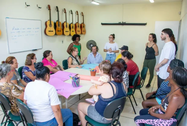 CRAS NASSIF PROMOVE ENCONTRO COM FAMÍLIAS PARA DISCUTIR SAÚDE MENTAL