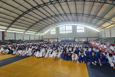 Judocas de Amparo participaram de treinamento com atletas internacionais