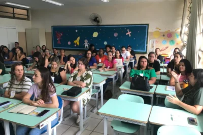 Educação de Artur Nogueira capacita profissionais que atendem crianças com deficiência