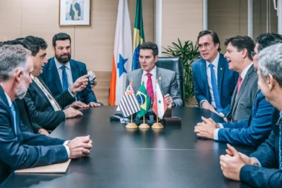 Prefeito Fábio Polidoro participa de encontros em Brasília e assina convênios para Pedreira e Circuito das Águas Paulista