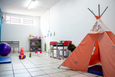 PREFEITURA DE JAGUARIÚNA IMPLEMENTA SALAS DE REGULAÇÃO PARA ALUNOS COM AUTISMO
