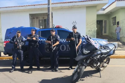 Guarda Civil de Santo Antônio de Posse Apreende Moto, Colete Balístico e Simulacro em Ação Rápida