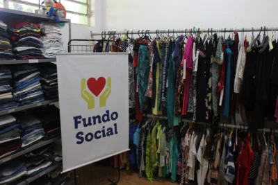 PROJETO ‘SALA SOLIDÁRIA’ DO FUNDO SOCIAL  ARRECADA E DISTRIBUI ROUPAS E CALÇADOS