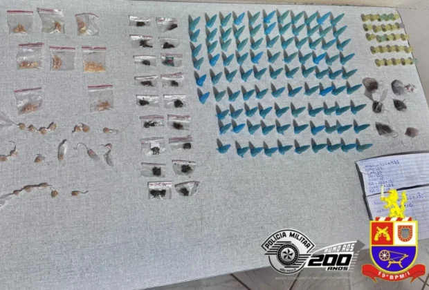 Flagrante de Tráfico de Drogas em Cosmópolis: Homem de 18 Anos é Preso em Ação Policial