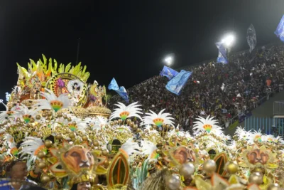 Beija-flor conquista o 15º título do carnaval do Rio de Janeiro