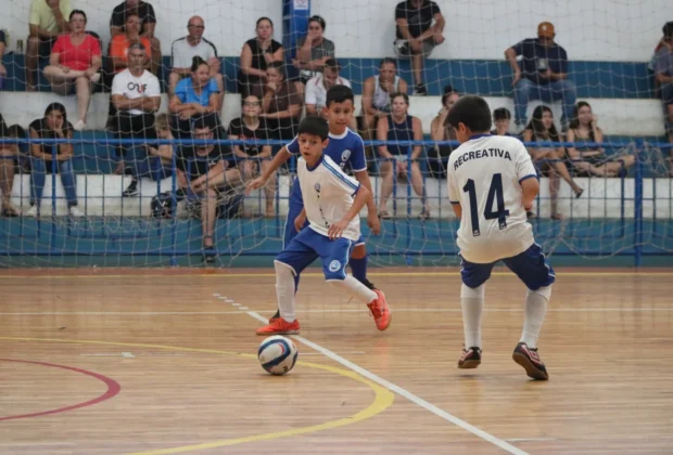 Chuva de gols no complemento da rodada de abertura do Futsal de Base
