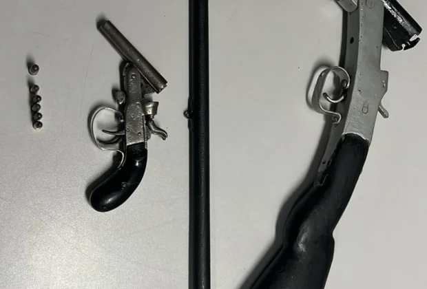 POLÍCIA MILITAR PRENDE HOMEM POR PORTE ILEGAL DE ARMA DE FOGO.