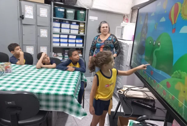 Com alto desempenho no Saresp e duas premiações em 2025, Amparo tem motivos para celebrar o Dia da Educação neste 28 de abril