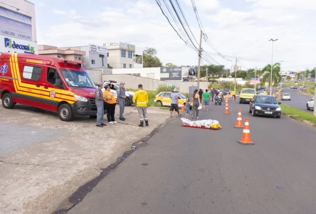 PREFEITURA REALIZA SIMULAÇÃO DE ACIDENTE DE TRÂNSITO NA AVENIDA PINTO CATÃO