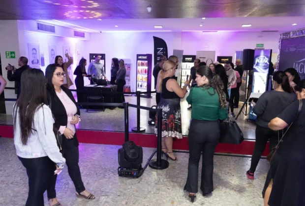 JAGUAR BEAUTY MOVIMENTA 200 PROFISSIONAIS DA BELEZA EM JAGUARIÚNA