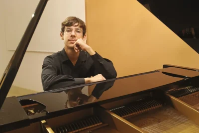 Jonas Montedioca realiza recital gratuito no Centro Cultural de Mogi Mirim