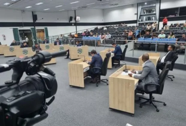 Câmara aprova reajuste da inflação de 5,08% para servidores municipais de Paulínia