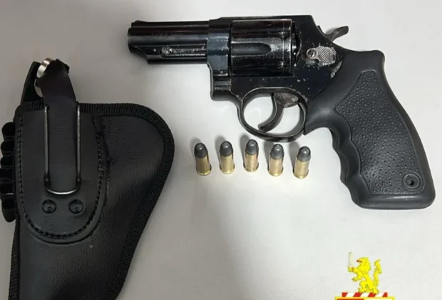 Homem é preso por porte ilegal de arma de fogo em Cosmópolis