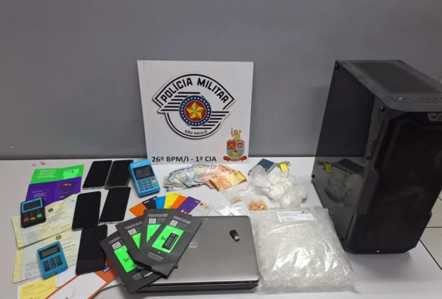 Homem foge e abandona drogas e materiais usados em golpes em Mogi Guaçu