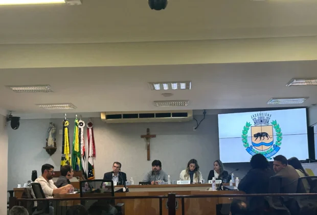 Câmara de Jaguariúna debate crescimento urbano e crise hídrica em Audiência Pública
