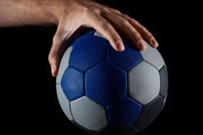 Handebol de Jaguariúna estreia temporada com amistosos históricos em Cosmópolis