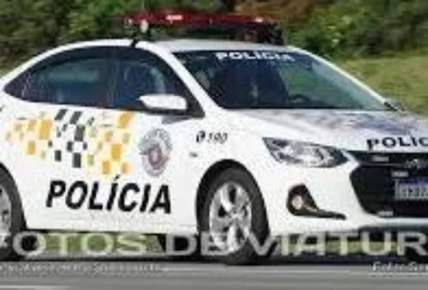 Colisão frontal entre carro e caminhão deixa um ferido em Santo Antônio de Posse