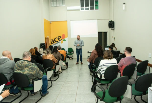 Holambra reforça liderança regional em habitação com reunião da RMC