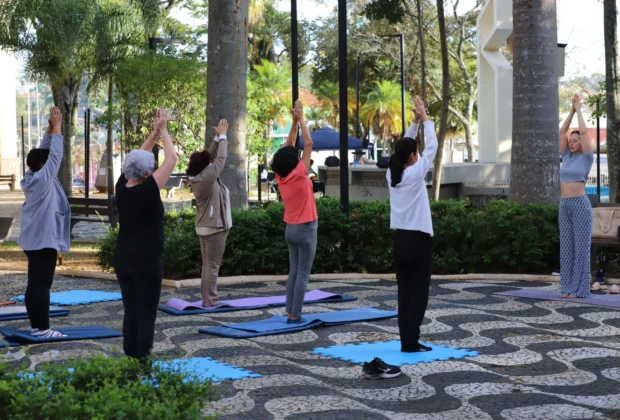 Dia do Meio Ambiente é celebrado em Mogi Mirim com alongamento, yoga, música e plantio de árvores