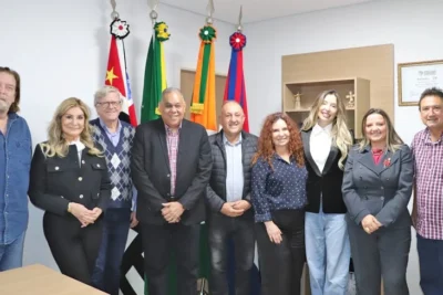 Holambra discute parceria cultural e econômica com comitiva de Curaçao