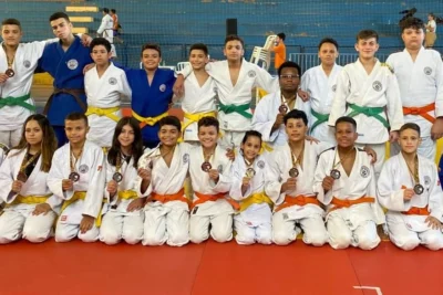 Judocas de Artur Nogueira conquistam 14 medalhas em competição