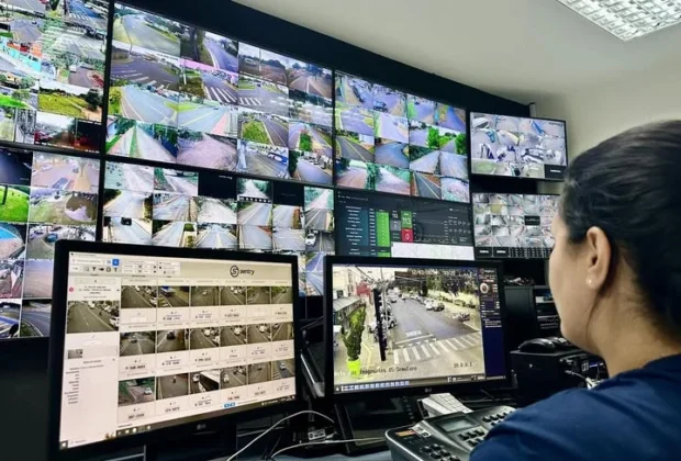 Holambra amplia sistema de monitoramento com novas câmeras na Praça dos Pioneiros