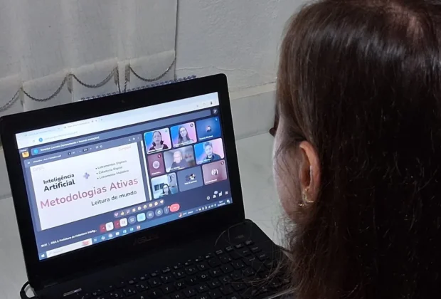 Professores da rede municipal de Holambra iniciam capacitação em Inteligência Artificial 