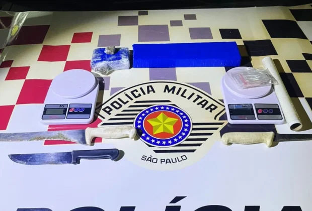 Homem é preso por tráfico de drogas após denúncia de violência doméstica em Itapira