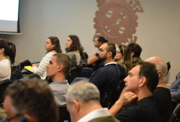 ACIC Campinas promove capacitação sobre organização empresarial e crescimento sustentável