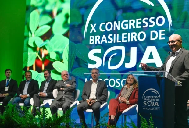 Dário Saadi marca presença na abertura do 10º Congresso Brasileiro de Soja e Mercosoja