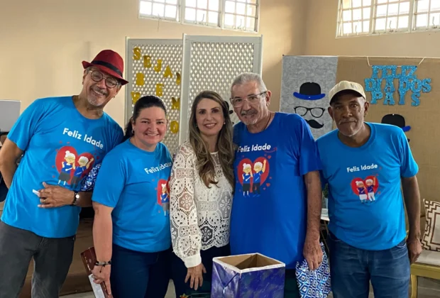 O Clube da Terceira Idade “Laços de Amizade” celebra o Dia dos Pais e os aniversariantes do semestre com um Café da Tarde