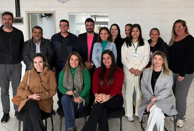 Presidente da Câmara de Holambra participa de reunião para implantação do Plano Municipal da Primeira Infância