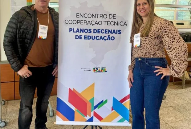 Secretário de Educação de Mogi Guaçu participa de debate sobre planos decenais em São Paulo