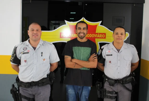 Polícia Militar Rodoviária impede tentativa de suicídio e recebe agradecimento emocionante