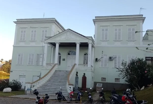 Bactéria resistente é identificada em UTI da Santa Casa de Amparo